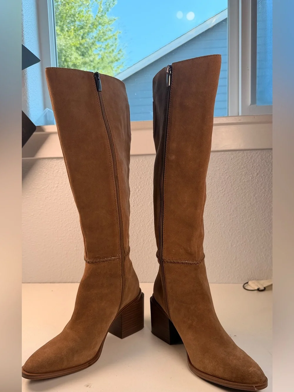 Vince Camuto Kalee Brown Suede Knee High Block Heel Boots Size 8.5 tall boots
